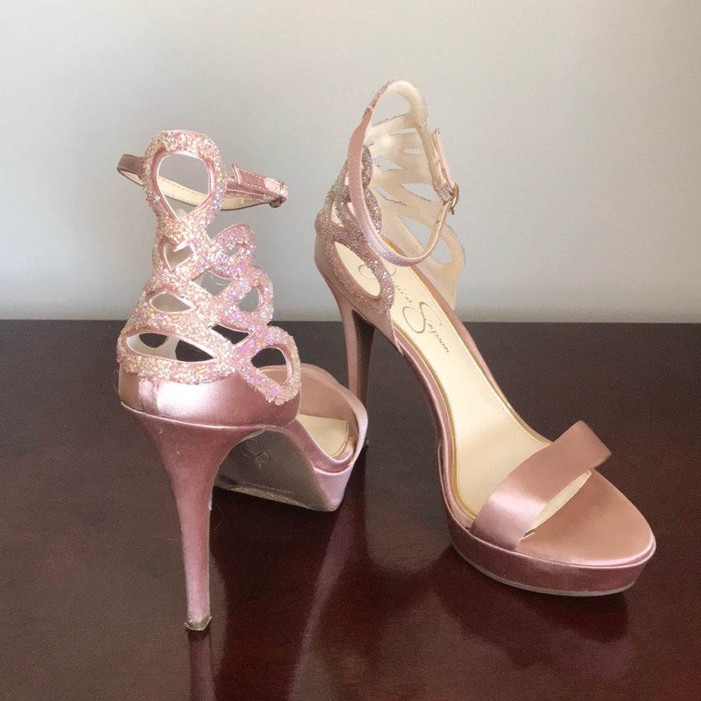 Heels - Picture 2 of 2